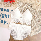 Combo Of 6 Bra & panties Sets imported